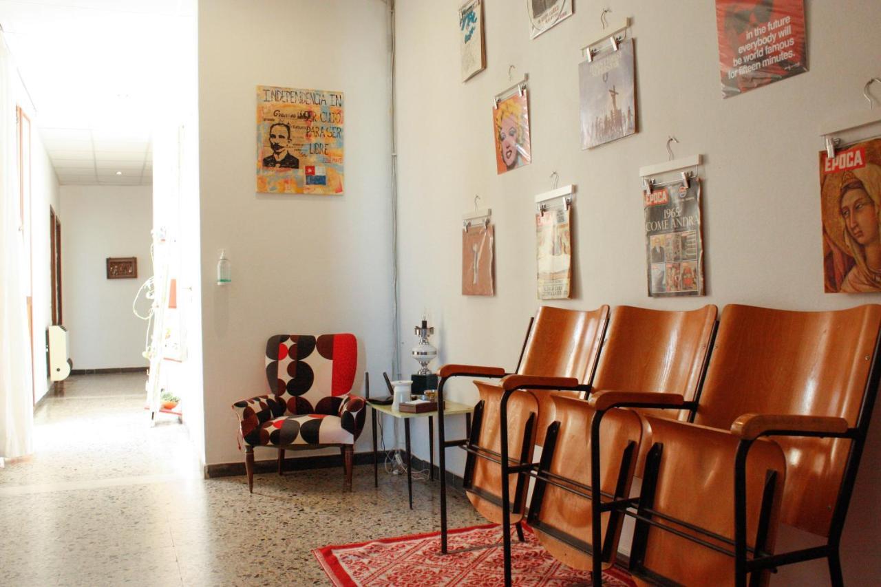 Buen Aire Otel Cagliari Dış mekan fotoğraf